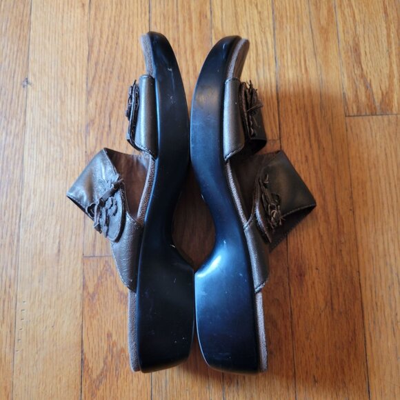 Dansko Bronze‎ Brown Leather Floral Sandals 39 DONNA 8.5 9 - Picture 5 of 9